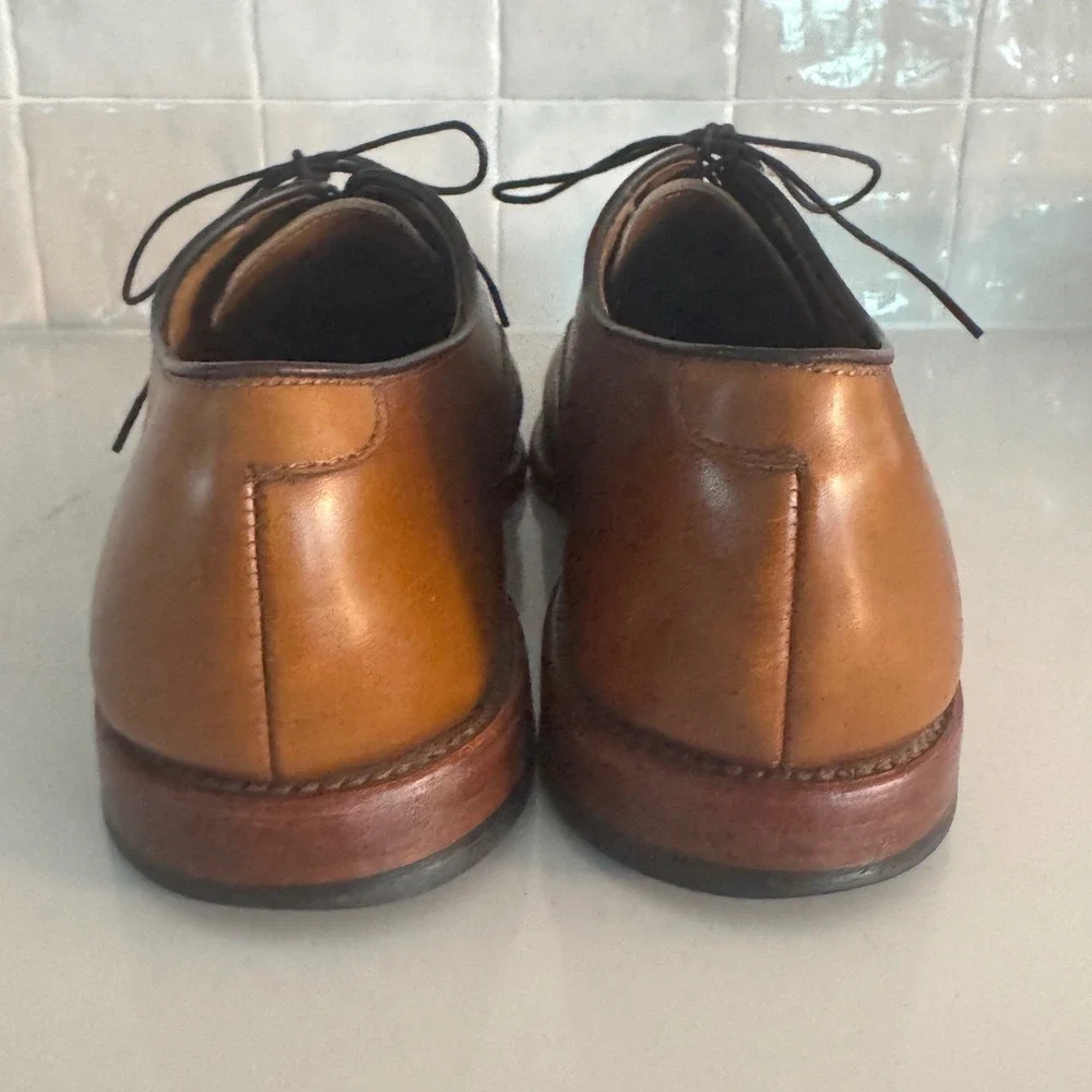 Allen Edmonds Dryden Oxford Men 11 Tan Leather Medallion Cap Toe Brogue Dress